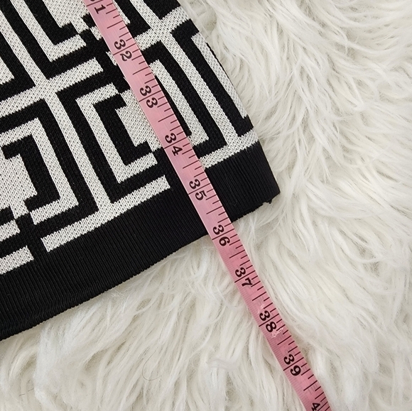 Almost Famous Jacquard Mini Dress Size Small. New. - Picture 7 of 9